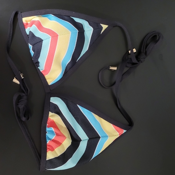 Adjustable Bikini Top (Top Only) - Picture 3 of 3